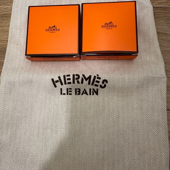 HERMES LE BAIN - Picture 4 of 5
